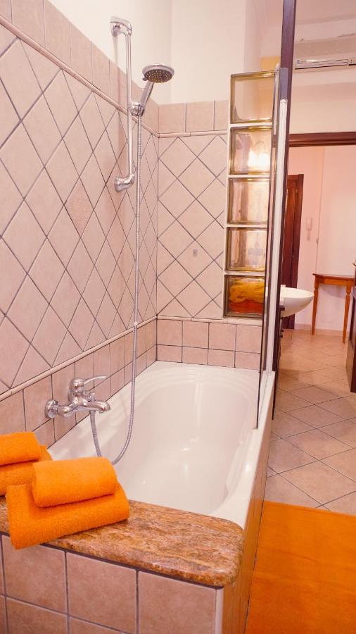 Pm 12 Via Achille Grandi Guest House Alghero Extérieur photo